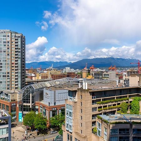 Stunning 2 Bedroom Condo With Downtown Views!!! فانكوفر المظهر الخارجي الصورة