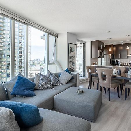 Stunning 2 Bedroom Condo With Downtown Views!!! فانكوفر المظهر الخارجي الصورة