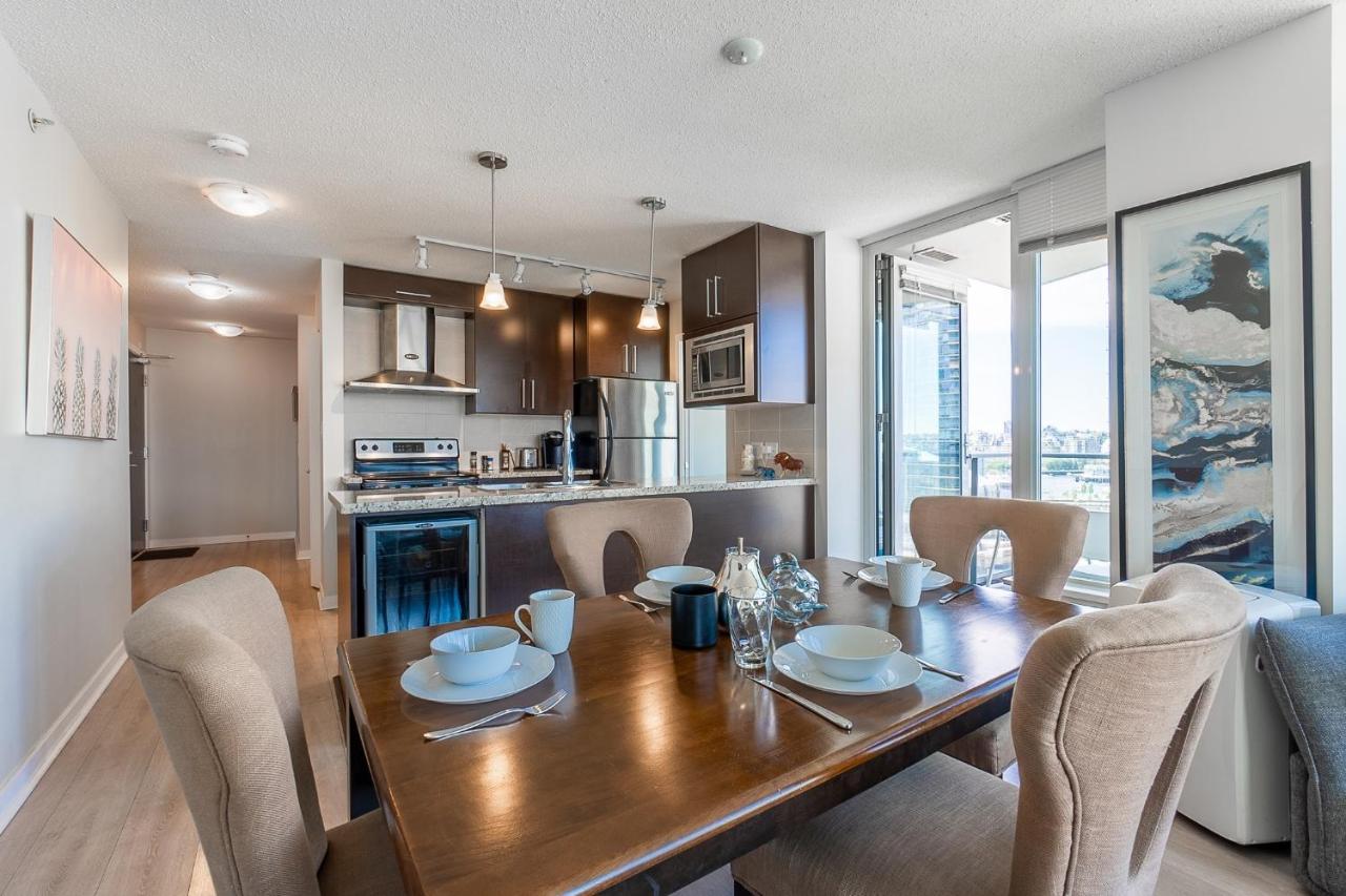 Stunning 2 Bedroom Condo With Downtown Views!!! فانكوفر المظهر الخارجي الصورة